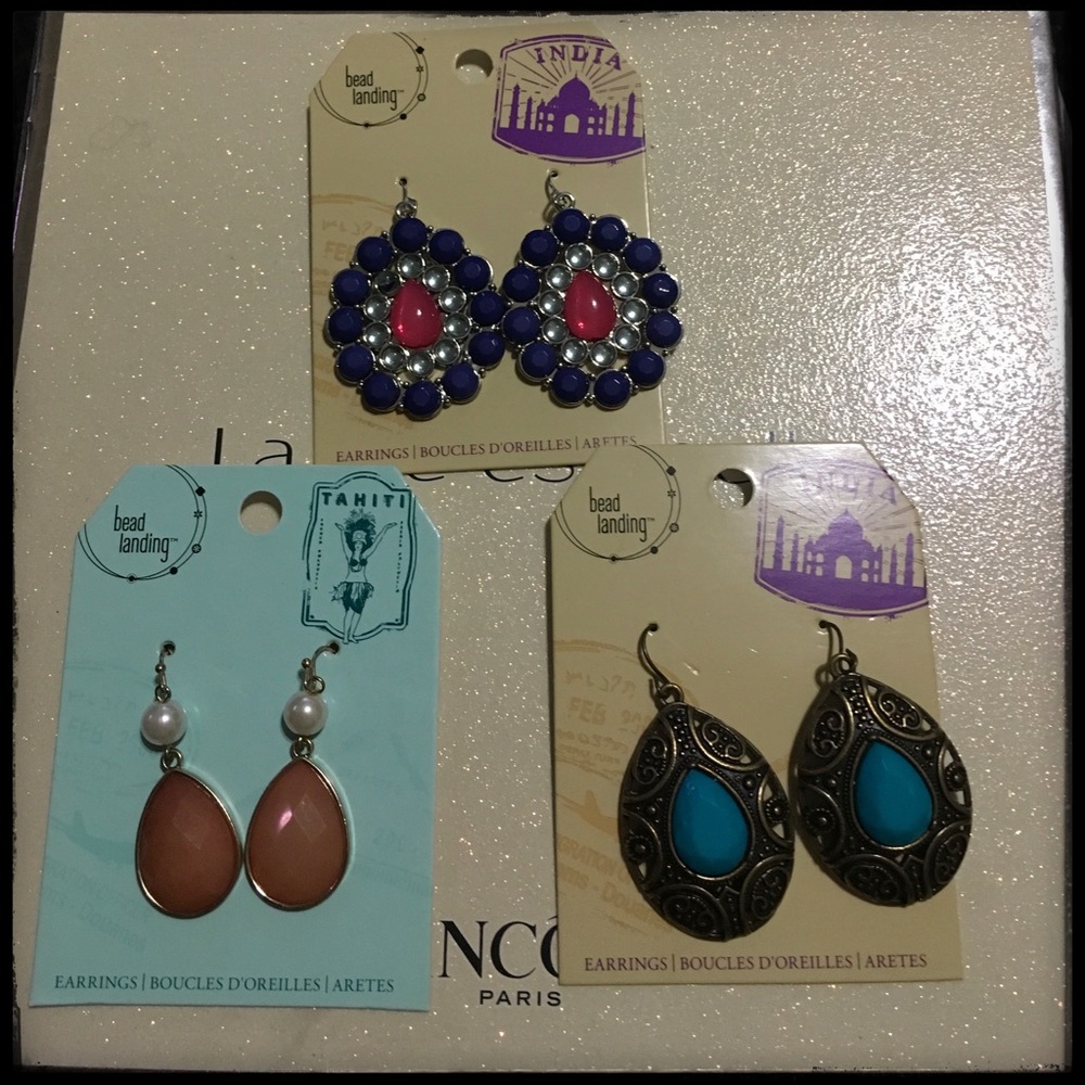 Ladies Fashionable Earring Lot